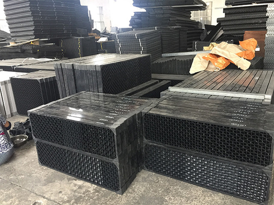 Menara Pendingin Louver Saluran Masuk Udara PVC 2400mm Lebar 85mm Kedalaman